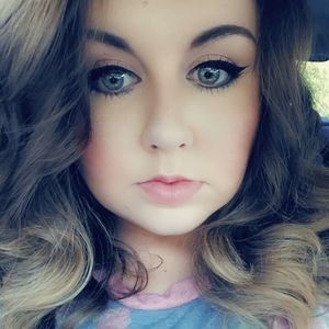 Meet your Posher, Kacie